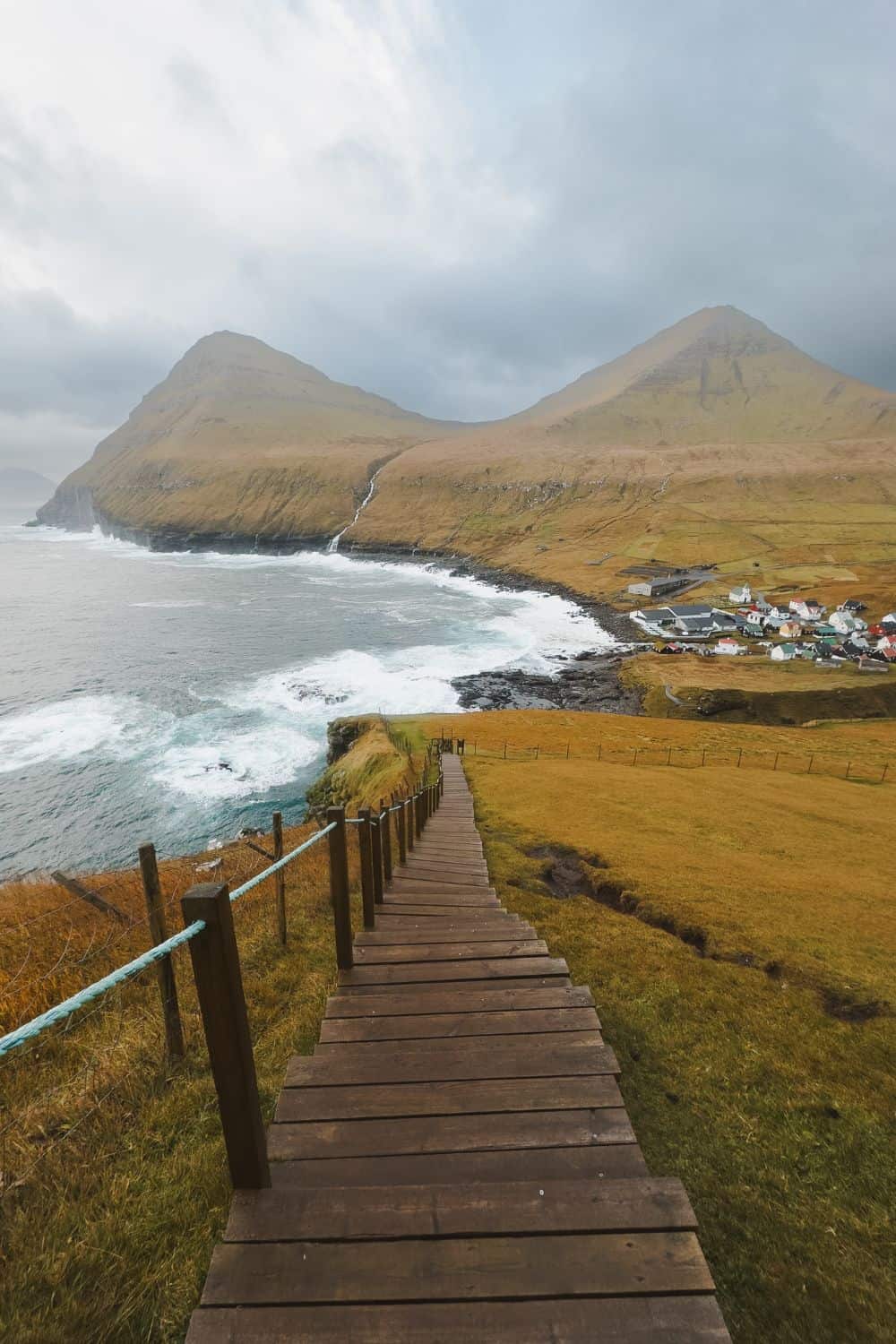 Gjógv hike in the Faroe Islands