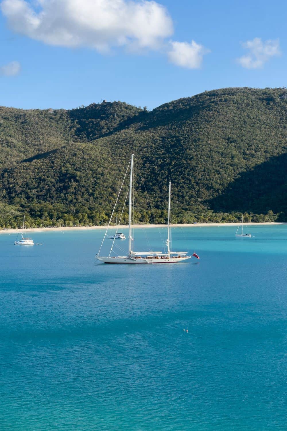 Magens bay beach in St. Thomas, US Virgin Islands