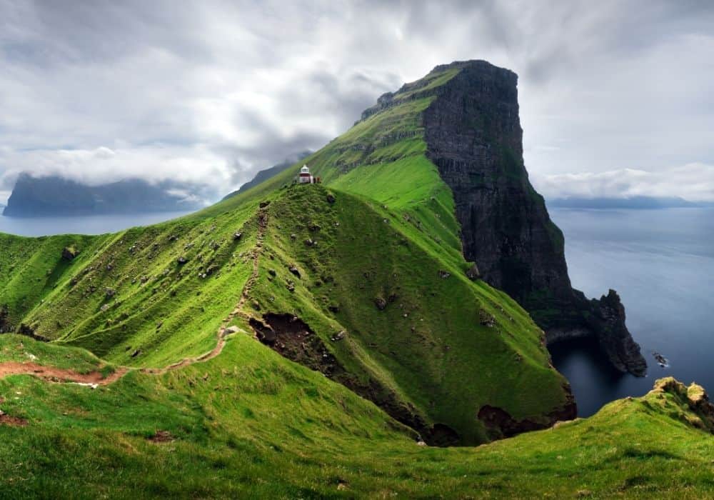 Kallur Lighthouse hike